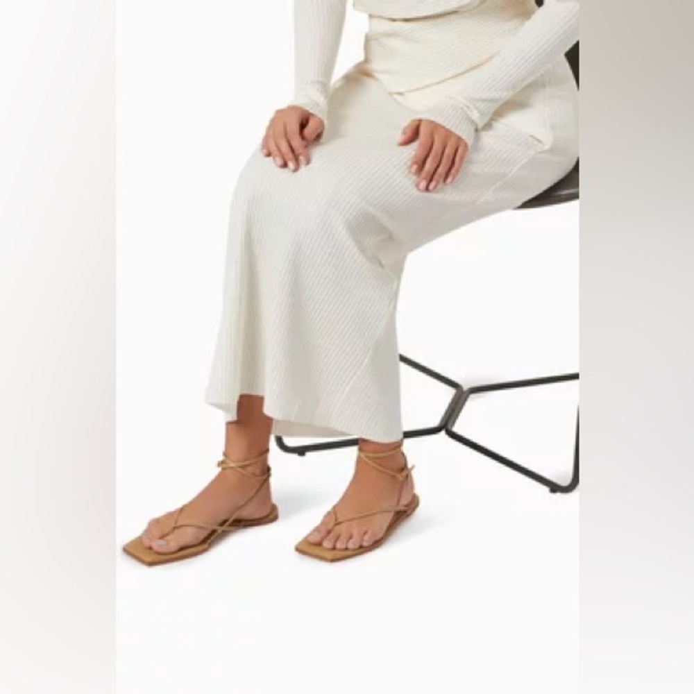Studio Amelia Slingshot Nappa Leather Flat Sandals Beige EU 36 / US 6 NWT